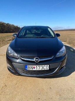 Opel Astra J hatchback