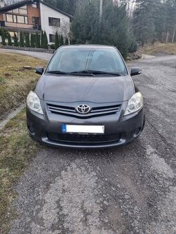 TOYOTA, Auris