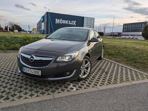 Opel Insignia 2.0 CDTI 170k 4x4 - 1