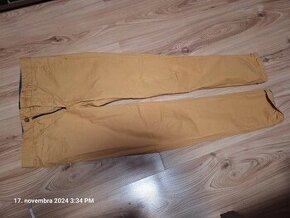 Predam panske nohavice vel EUR 40 (Pull&Bear)