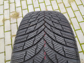 Zimné pneu Firestone WinterHawk 4 225/45 R19 XL