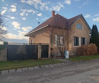 Predám 2i rodinný dom + 55m² altánok + 1596m2 pozemok