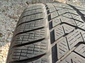 Predam 2ks pneu 235/60/r18 zimne 103H Pirelli - 1