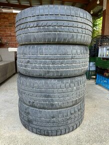 Nexen 225/45 R17 zimné