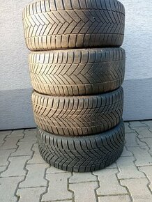 Zminé pneumatiky 235/45 R17 - 1