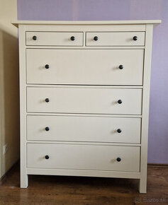 Komoda Hemnes