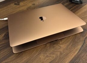 MacBook Air - M1, 8GB memory , 256 GB storage