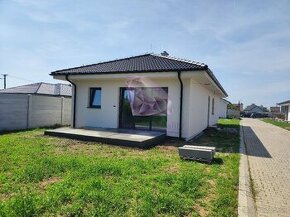 Moderný 4 izbový bungalov v Jablonci - 1