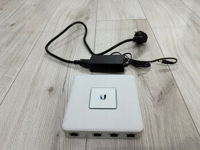 Ubiquiti UniFi Security Gateway