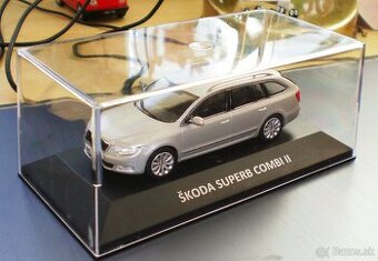 ŠKODA SUPERB COMBI II , 1:43 , DE AGOSTINI