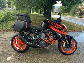 KTM 1290 Superduke R