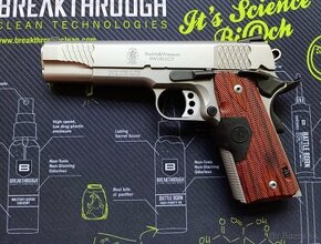 Predám pištoľ Smith Wesson 1911CT .45ACP