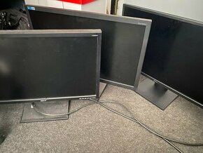 Predám 4ks monitorov pre PC