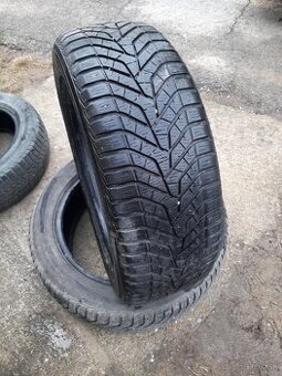 215/55R18. 95V Yokohama zimné