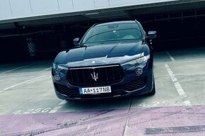 Maserati Levante Grandsport SQ4 Carbon