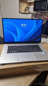 Huawei matebook d15