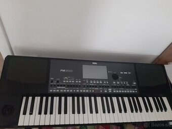 KORG PA600