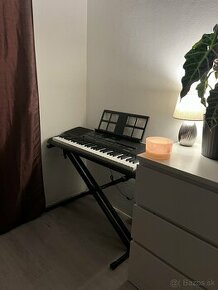 Casio CT-X700 Keyboard s dynamikou