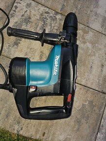 Makita HR 4001C