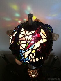 vitrážová stolní lampa MATRIX