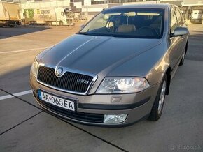 ŠKODA OCTAVIA 2 TDI ELEGANCE DSG STK EK 2024 NAJ.370 TIS.KM