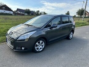 Peugeot 5008 2013 1.6 HDI Panorama - 1