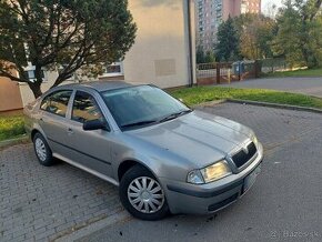 Skoda octavia 1.6 TOUR