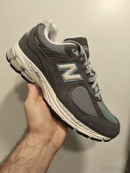 New Balance 2002