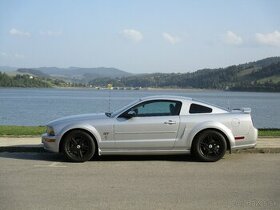 Mustang V8 GT, S197, manual, bez nehôd - 1