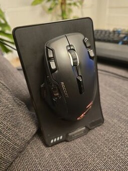 Roccat Leadr gaming mouse