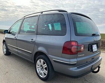 Volkswagen Sharan 1.9 TDI,Highline,4x4,85kW,2010,serviska