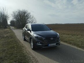 Hyundai Tucson - 1