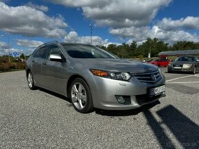 Honda Accord Tourer 2.2 - 1