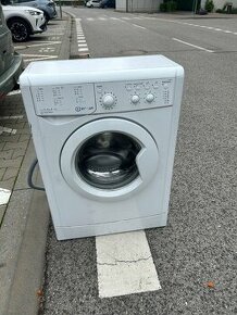 Indesit plytka pracka 4kg 34cm