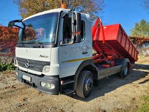 Mercedes-Benz ATEGO 1218 hákový nosič kontajnerov