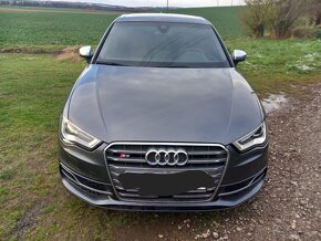 Audi S3 2.0 TFSI S tronic quattro Sportback -