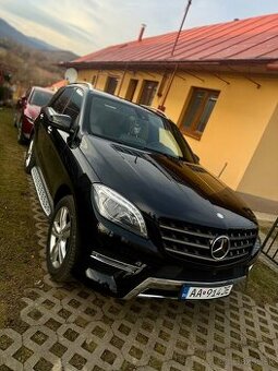 MERCEDES-BENZ ML350 AMG (W166)