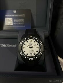 Tagh Hauer Aquaracer Night Diver 300m