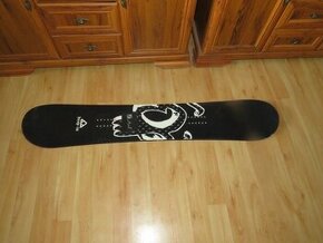 Predam snowboard UNIC,152 cm,bez viazania