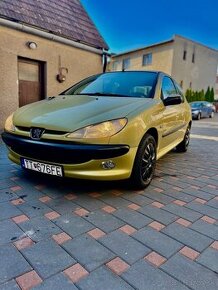 Predám PEUGEOT 206 benzín