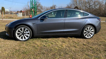 Tesla Model 3 SR+ (v záruke do 17.12.2027)