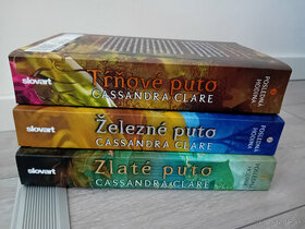 Cassandra Clare