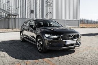 Volvo V60 Cross Country CC B4 145kW 4x4 DPH