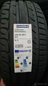 235/45R17 letné