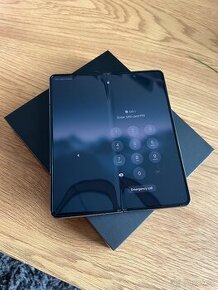 Samsung Galaxy Z Fold 4