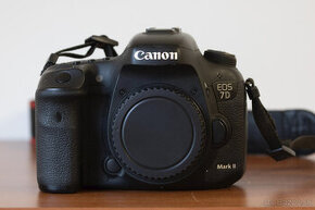 CANON 7D MARK II - 75 000 snímkov