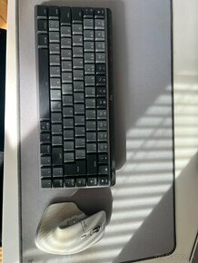 Logitech MX master 3S grey + Logitech MX mini Mechanical