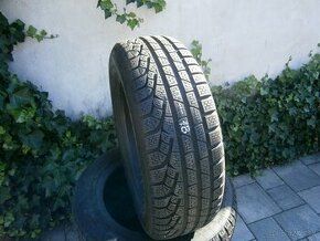 Predám 4x zimné pneu Pirelli 215/60 R17 96H - 1