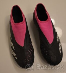 Kopačky Adidas Predator Accuracy 3FG GW4593