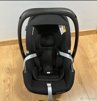 Autosedacka Maxi Cosi Cabrio fix I-size